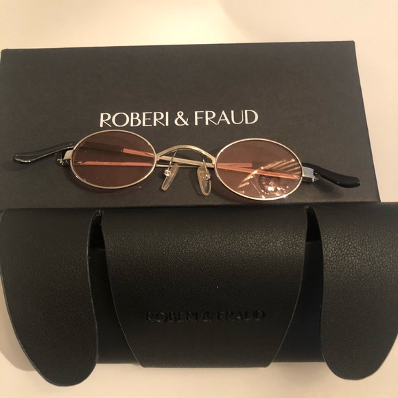 Designer sunglasses - Picture 2 of 6